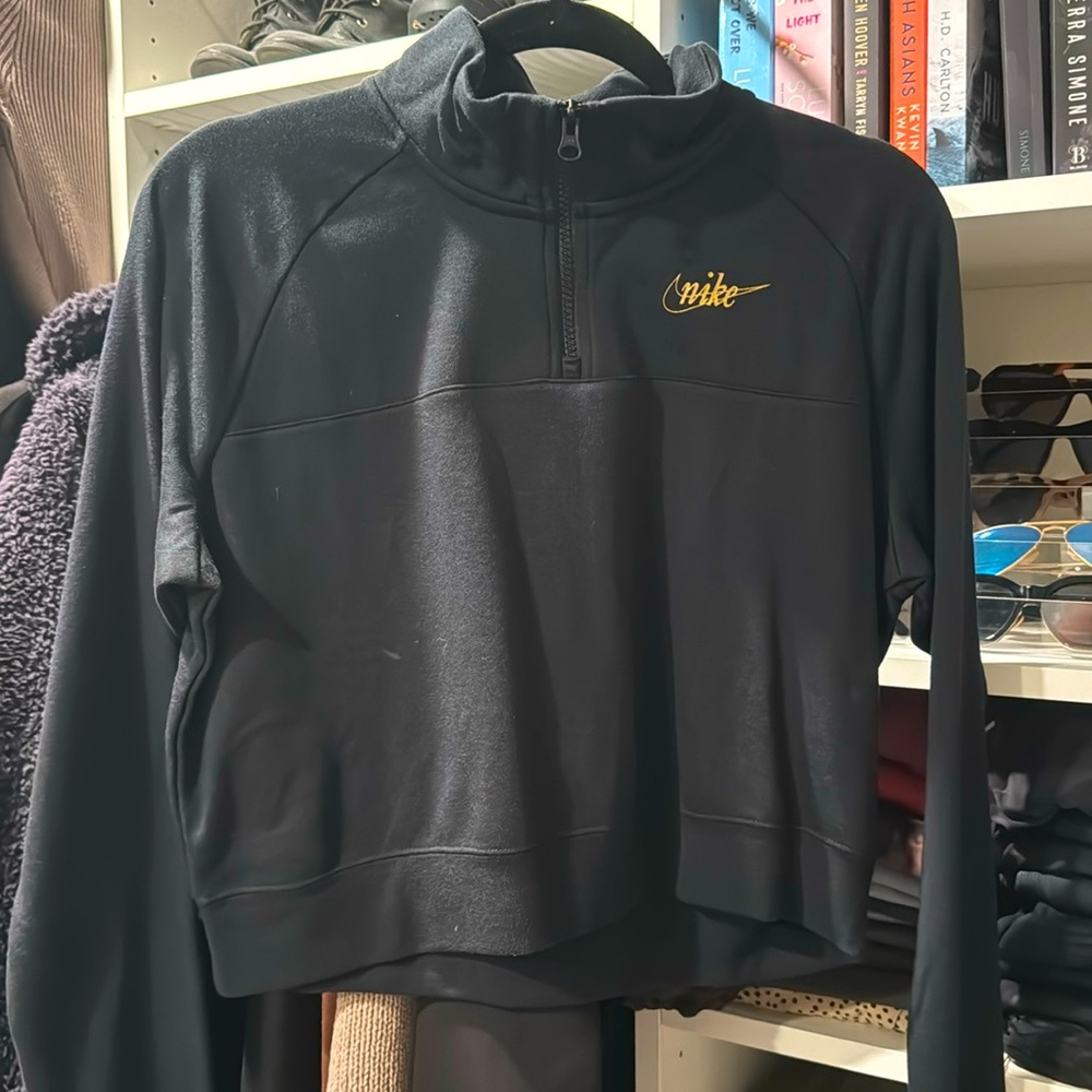 Nike cropped jacket/top